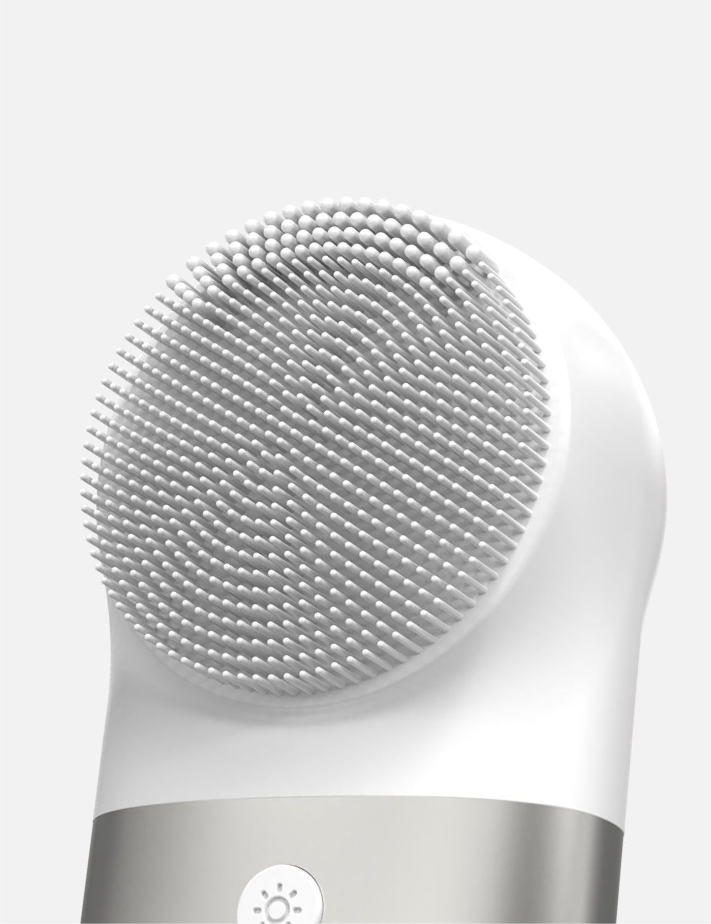 Nettoyez, Lissez et Régénérez votre peau avec FaceNova™